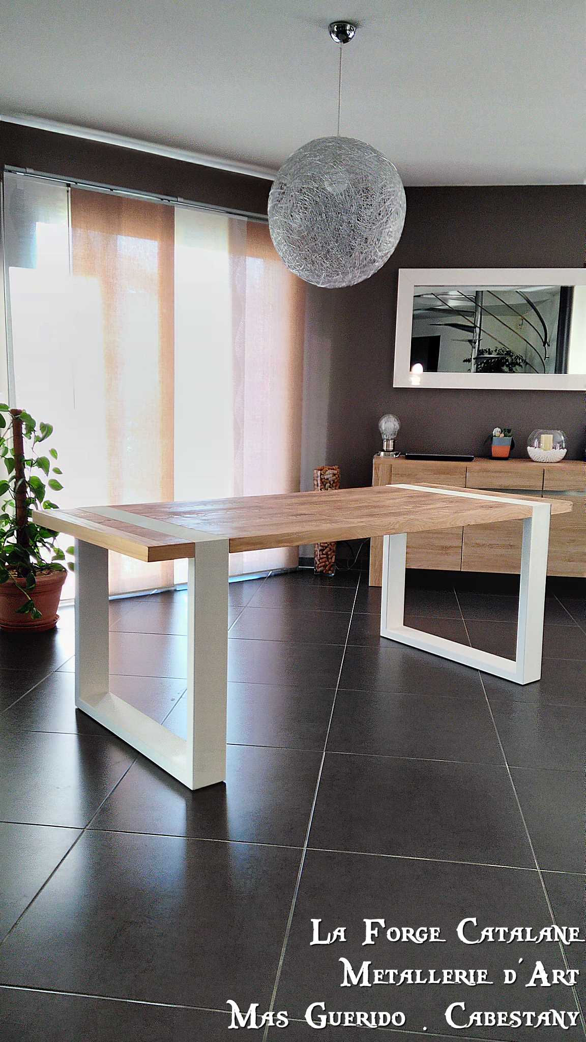 pietement de table en fer tube rectangulaire forge catalane.jpg